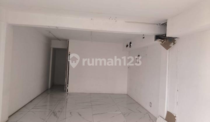 3½ Storey Shop House at Paskal Hypersquare, Andir District, Bandung