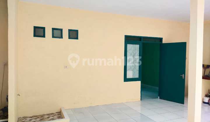 Jual Rumah posisi hoek di Citra Indah City 2