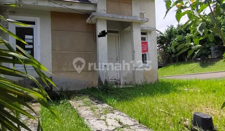 Jual Rumah Siap Huni posisi hoek di Citra Indah City