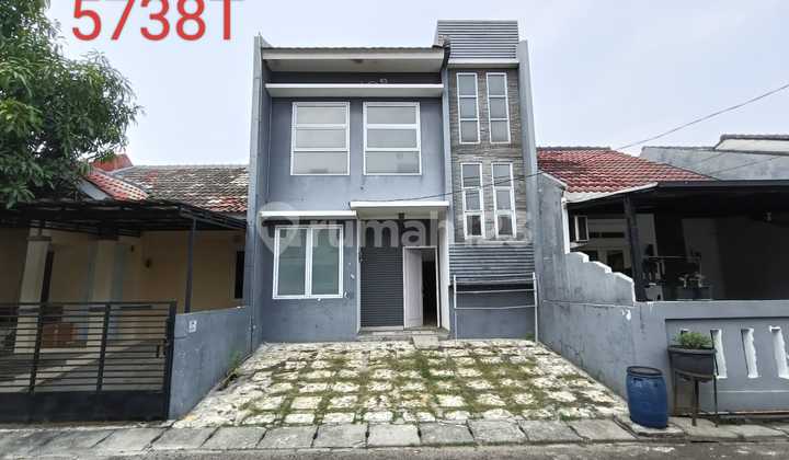 For Sale Ready-to-Live Strategic Location 2-Storey House in Citra Indah City 5738T