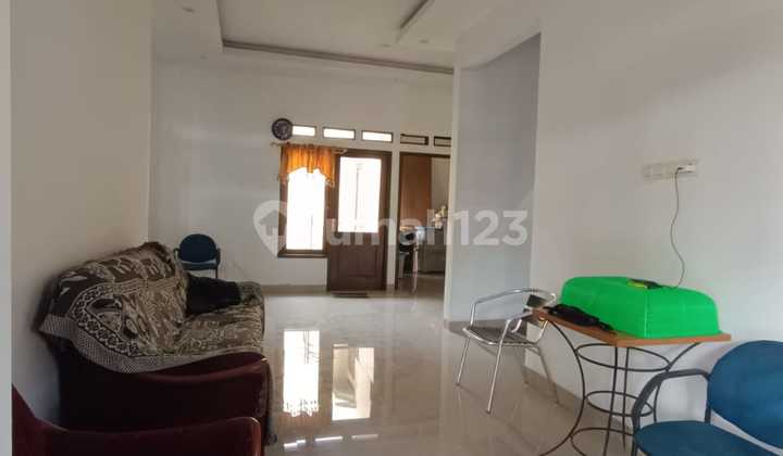 Jual Rumah posisi hoek di Citra Indah City 2