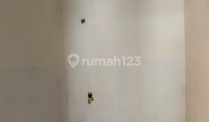 Sell Ready-to-Occupy Corner House in Citra Indah City 2