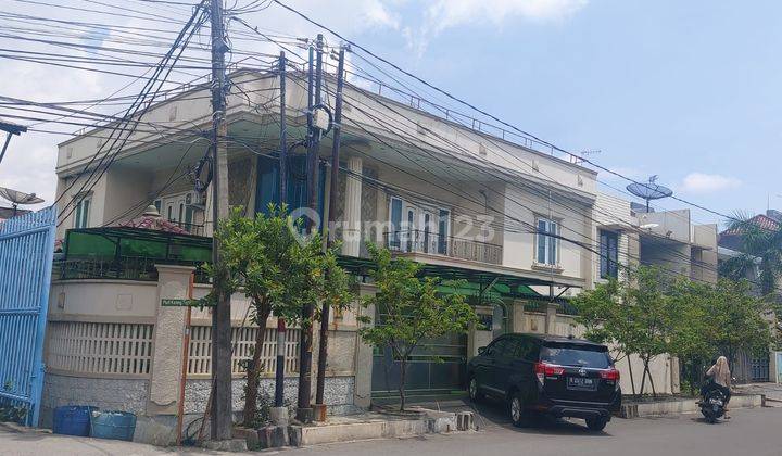 Rumah Tinggal Pinggir Jalan, Bisa Buat Usaha Lokasi Strategis Bebas Banjir  1
