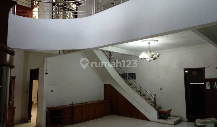 Rumah di Arcamanik
Ada sarang walet 2