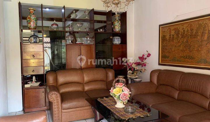 Dijual Rumah di Jl Beunteur Burangrang 1