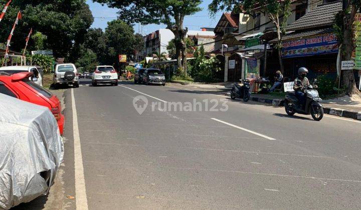 Dijual Rumah Dan Ruang Usaha Semi Furnish di Sarijadi 2