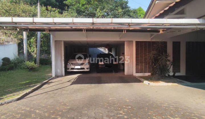 Rumah Di Jalan Budisari Luasan 1220meter Persegi 2