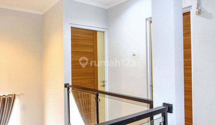 Rumah 3 Lt Cantik Siap Huni 9 menit ke Plaza Bintaro Satoe J22022 2