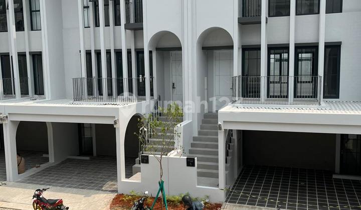 Brand New Aether Greenwich Bsd Brand New Brand New Aether Greenwich Bsd Brand New