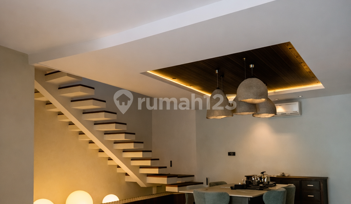 Rumah Cantik Feronia Alam Sutera 3 Lantai Mewah Banget !!! 2