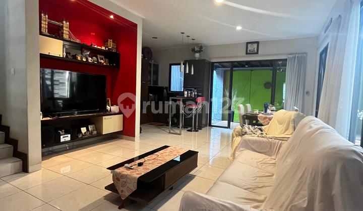 Dijual jarang ada rumah 200m2 Giardina Foresta BSD siap huni Dijual jarang ada rumah 200m2 Giardina Foresta BSD siap huni