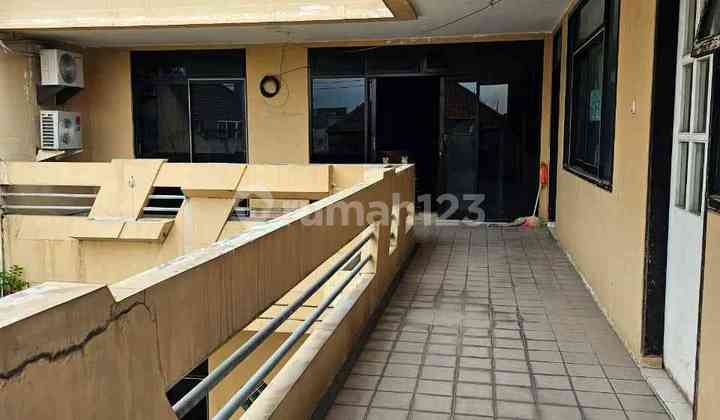 Rumah Lama Komersial Area Hr Muhammad