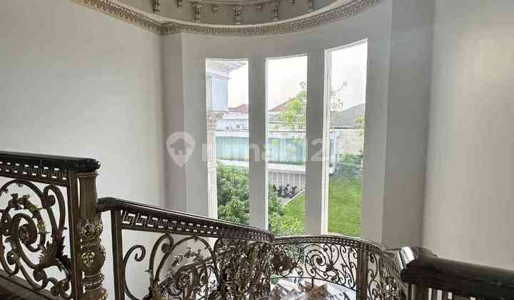 Rumah Classic Mewah di Villa Bukit Regency 2