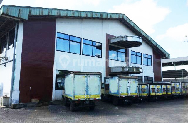 Gudang dan Kantor Siap Pakai di Margomulyo Permai