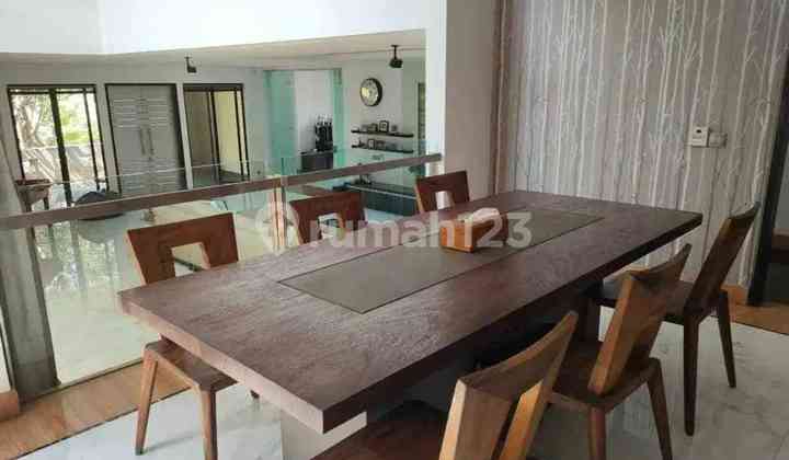 Rumah Graha Famili Mewah dan Langka Surabaya Barat 2