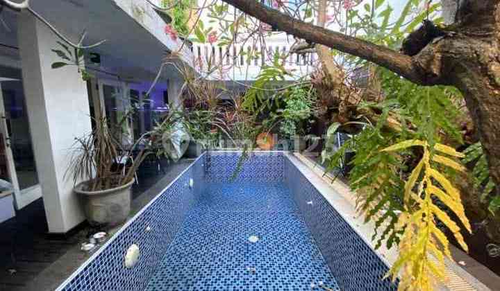 Graha Famili Complete House with POOL West Surabaya 2