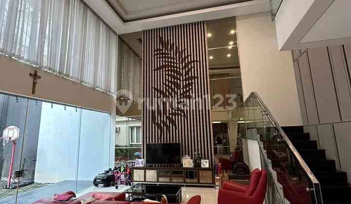 RUMAH MEWAH MINIMALIS TROPICAL LIKE NEW PAKUWON INDAH RUMAH MEWAH MINIMALIS TROPICAL LIKE NEW PAKUWON INDAH