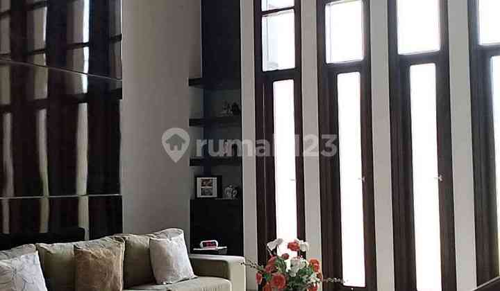 Rumah Minimalis WITH POOL Graha Family Surabaya Barat