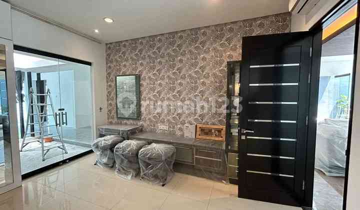 GRESS Rumah Graha Famili Minimalis ADA POOL Surabaya Barat 2