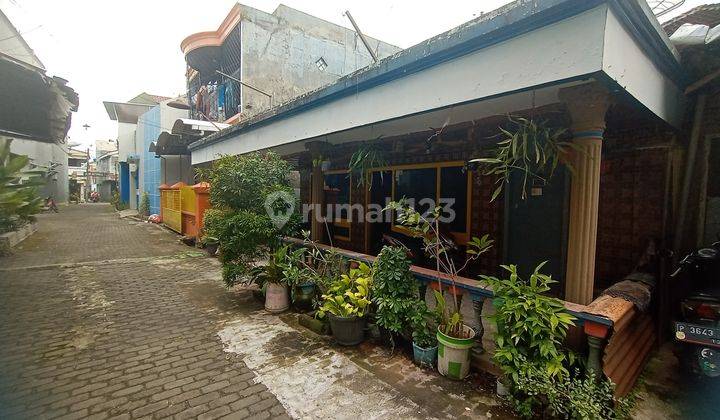 Rumah di Jalan Dr.Soetomo (Pasar Tanjung) 2 Lantai SHM 2