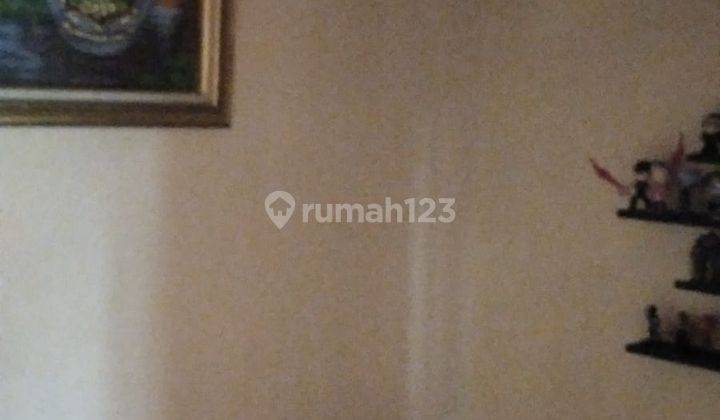 Rumah di Jalan besuk Ajung SHM Bagus Unfurnished 9