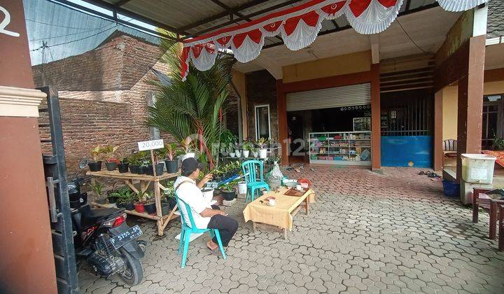 Rumah di Jalan soetoyo 2 Lantai SHM Unfurnished Bagus 3