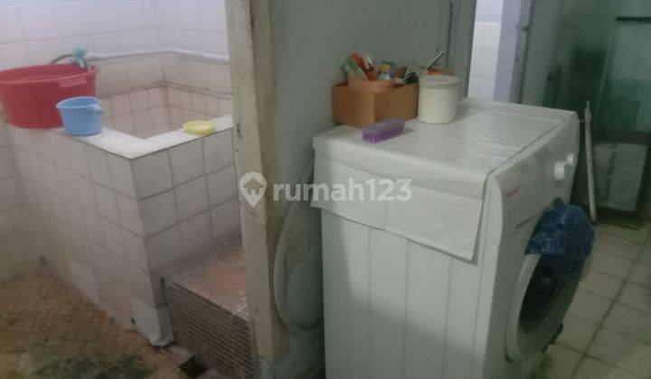 Rumah SHM Bagus buat kos kosan di tengah kota Jember berpotensi usaha kos kosan 3