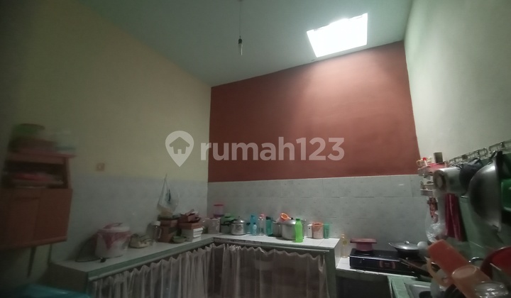 Rumah di Jalan Sriwijaya SHM Bagus Barat pojok 9