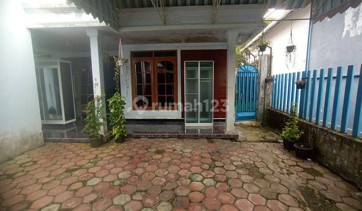 Rumah di Jalan Kartini SHM Bagus Timur 3