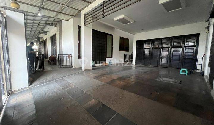 Dijual Rumah 3 Lantai di Duta Gardenia  2