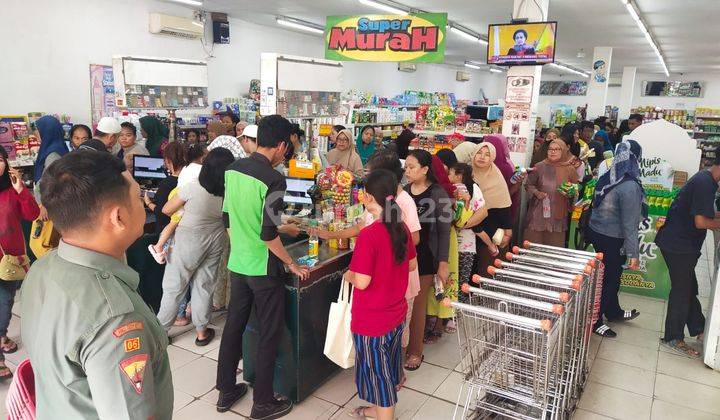 Ruang Usaha Bagus di Semper barat, Jakarta Utara. Jalan Utama Lokasi Strategis 2