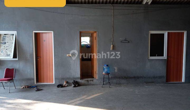 Dijual gudang dan kantor di moch toha dekat pintu tol jarang ada 1