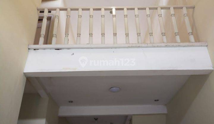 Dijual rumah siap huni kondisi sayap terusan buah batu ciganitri regency 2 lantai 2