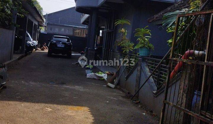 Dijual rumah dan gudang pinggir jalan pangalengan ada rumah gazebo 1 gudang 6 tempat luas belakang ada kebun waluh 1