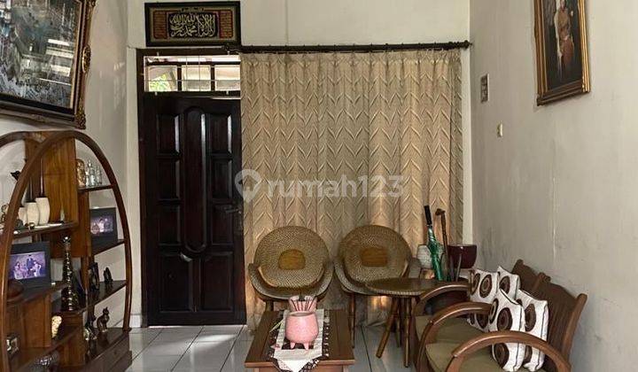 Dijual murah rumah terawat di tengah kota 1lantai 1