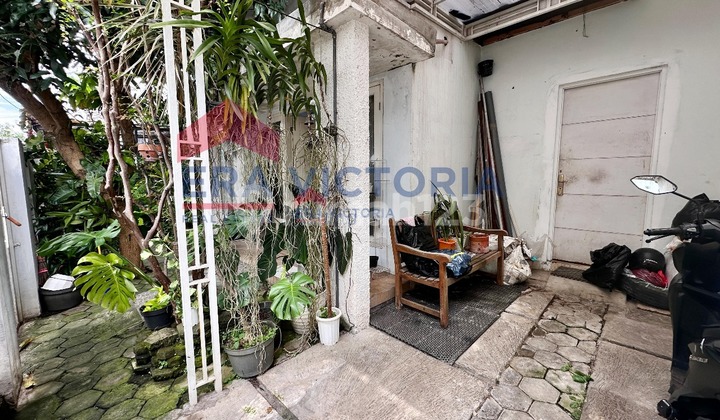 Rumah Jual Siap Huni Lokasi Tengah Kota Malang Cocok untuk Keluarga  2