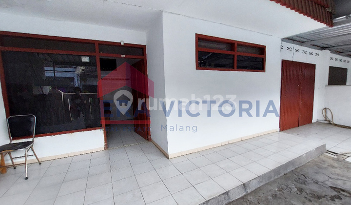 Ready-to-Occupy Tiny House in Borobudur Agung Near Widyagama Campus 1