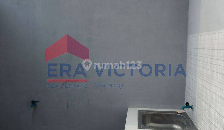 Rumah Minimalis Modern Baru Di Royal Regency Dorogowok Lumajang 13