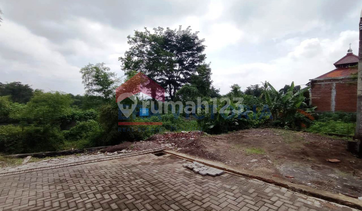 Tanah Komplek Pemukiman Di Cakalang Blimbing Dekat Smp Sabilillah