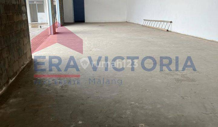 Disewakan Gudang Pojokan Kawasan Ramai La Sucipto Blimbing 3