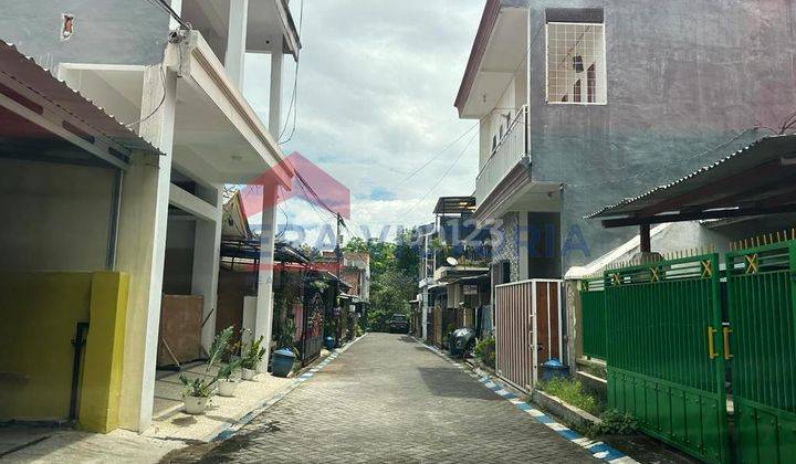 Dijual Rumah Kos Aktif Dan Usaha Laundry Taman Landungsari Indah 2