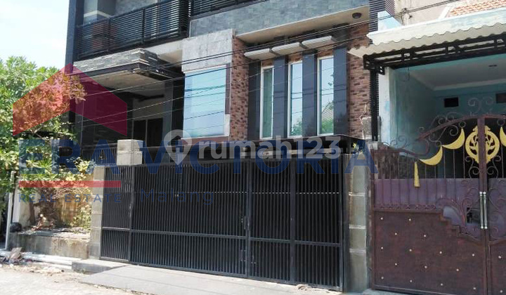 Rumah Semi Furnished Lokasi Perumahan dan Komersial Dekat Bandara Rumah Semi Furnished Lokasi Perumahan dan Komersial Dekat Bandara