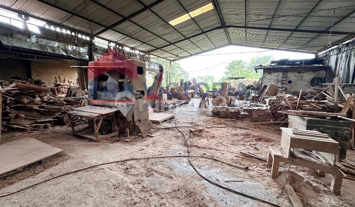 Gudang & Kantor di Lokasi Strategis Akses Truk Besar Siap Pakai