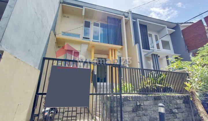 Rumah Jual Cluster One Gate System Kamar Banyak  1