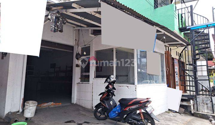 Ruko Lokasi Strategis Ramai Dekat Kampus Cocok untuk Kuliner  1