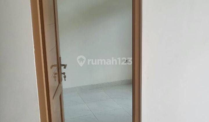 Rumah Baru  3 Lantai Di Jalan Musik Raya, Kelapa Gading - Harga N 2