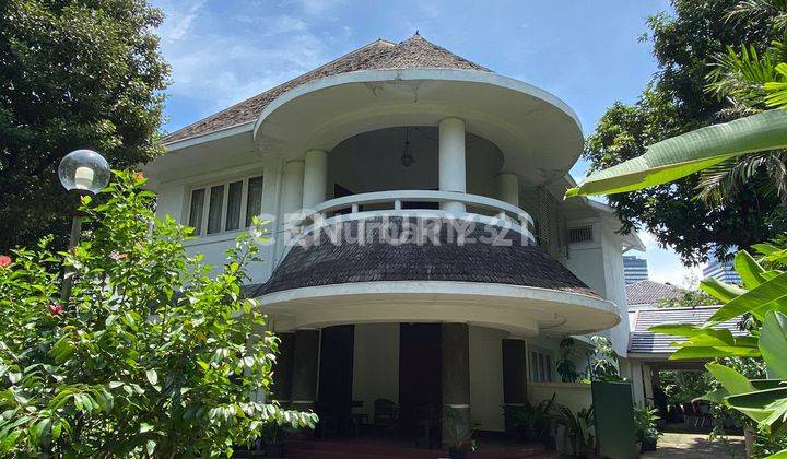 Rumah Di Jalan Utama Menteng 1