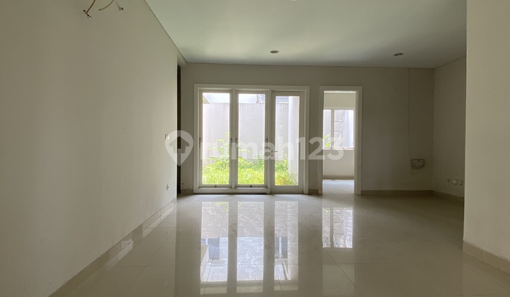 Nice Affordable Ready-to-Live House in Maple Cluster, Summarecon Bekasi 2