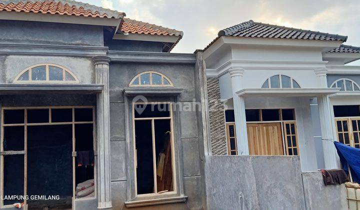 RUMAH MEGAH DEKAT AREA PERKANTORAN DAN PUSAT PENDIDIKAN  8