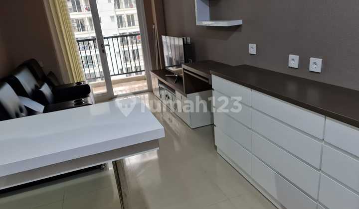 Apartemen Furnished 2 Br View Pool Signature Park Grande Cawang - Siap Huni